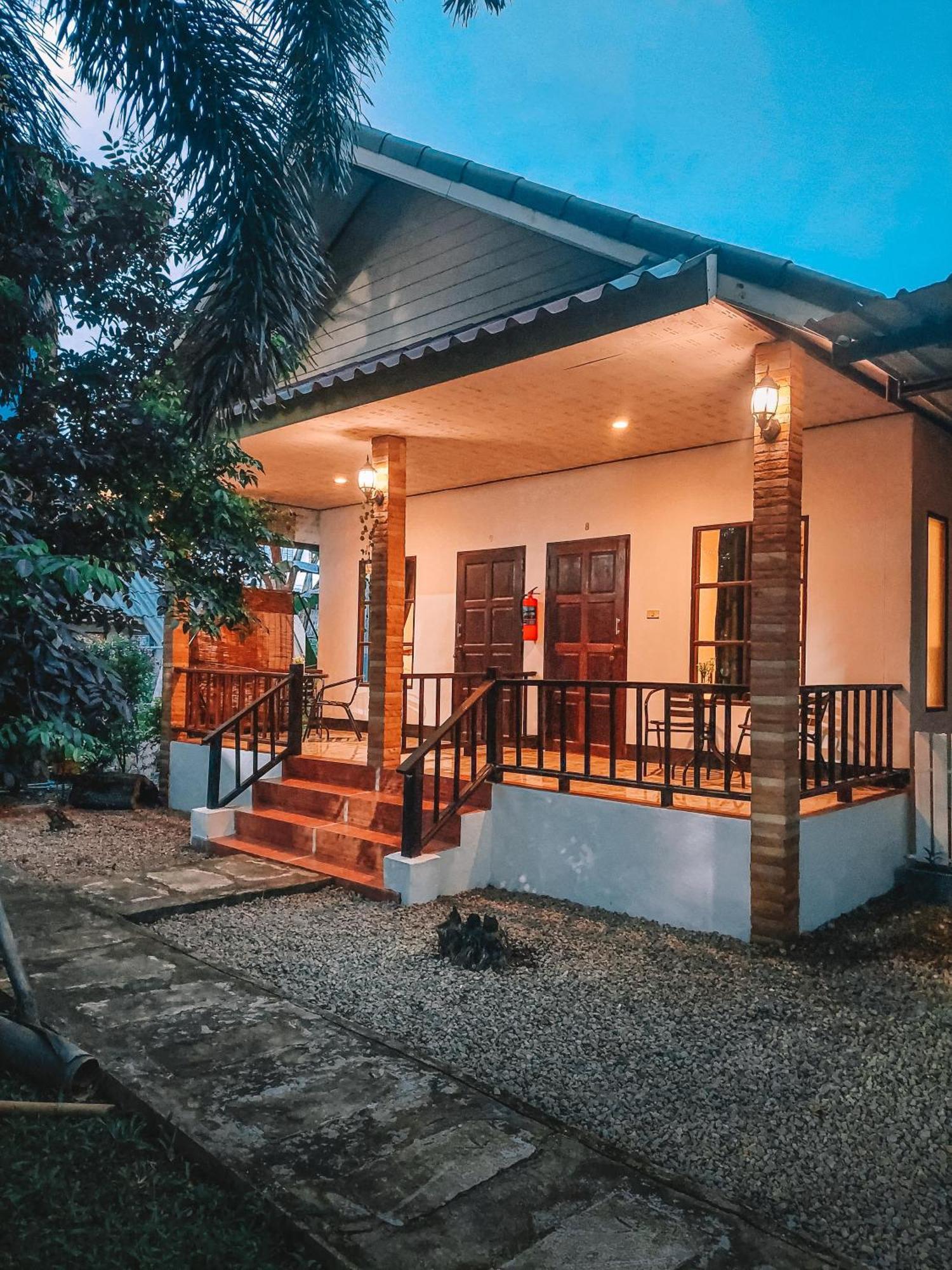 Naraya Resort Ko Lanta Extérieur photo