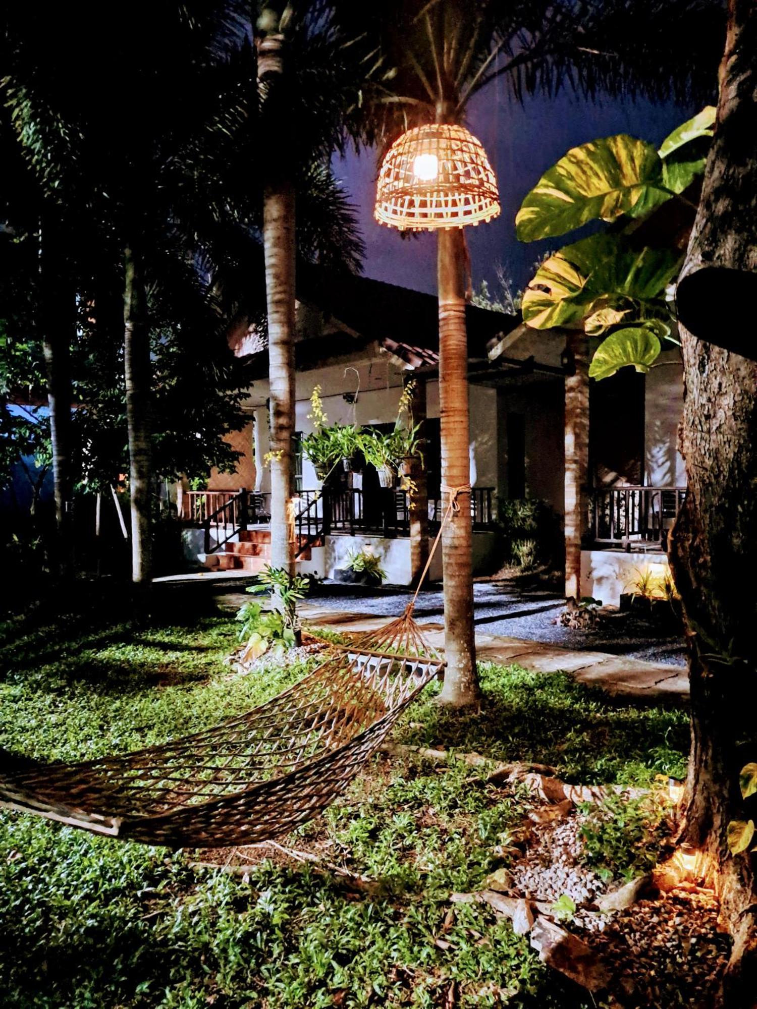 Naraya Resort Ko Lanta Extérieur photo