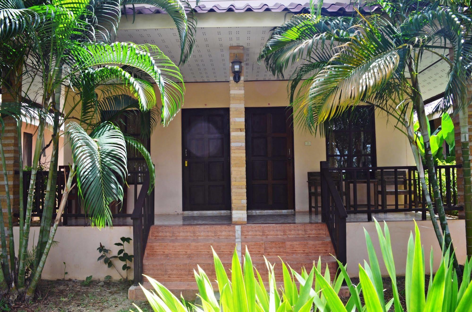 Naraya Resort Ko Lanta Extérieur photo