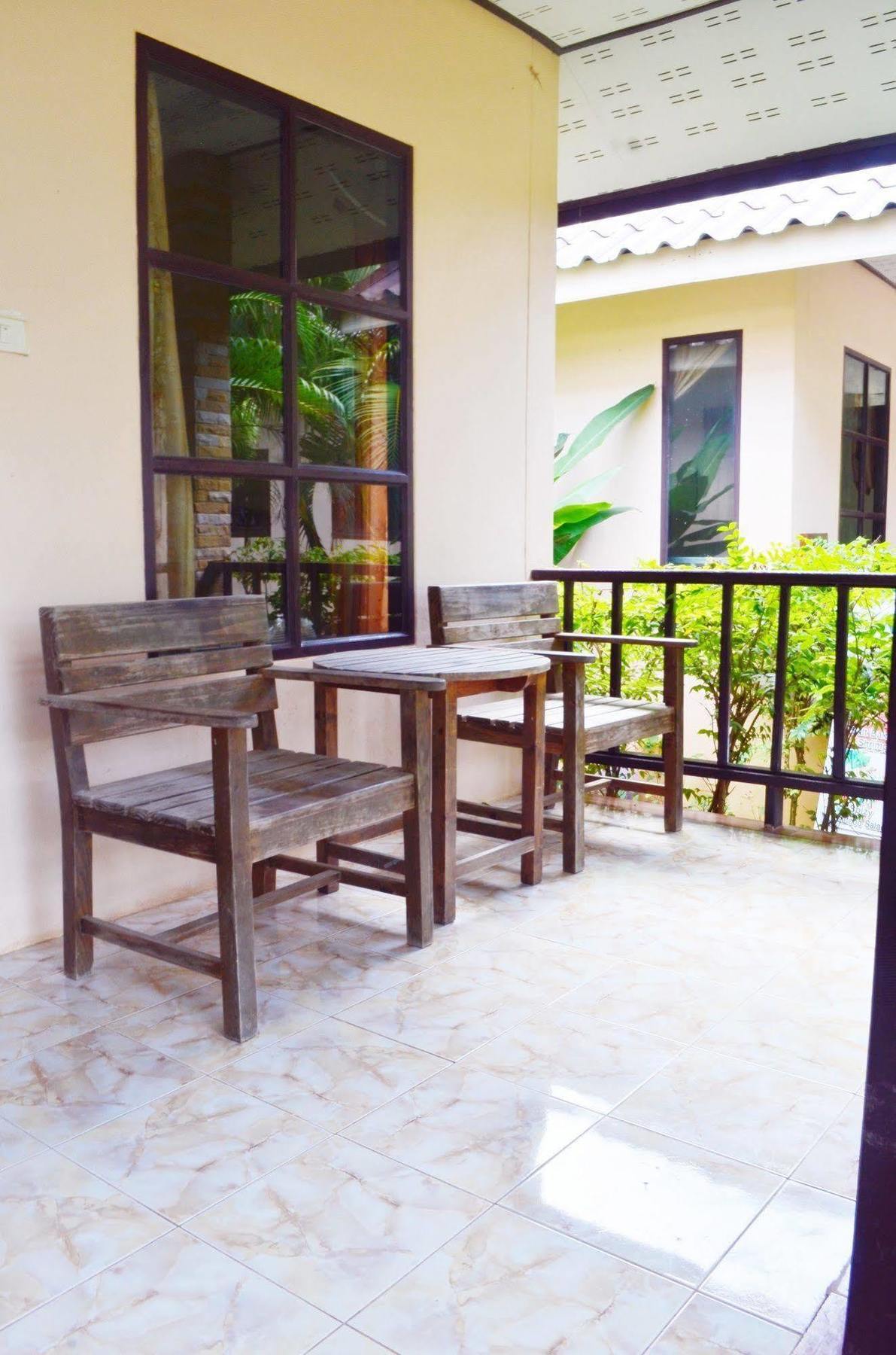 Naraya Resort Ko Lanta Extérieur photo